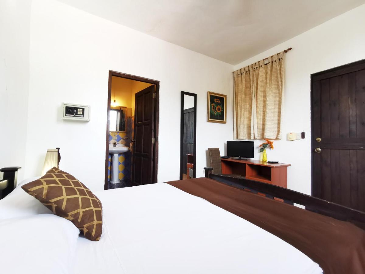 Mansion Colonial Dona Elvina Hotel Санто Доминго Екстериор снимка