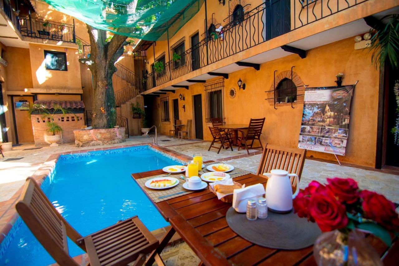 Mansion Colonial Dona Elvina Hotel Санто Доминго Екстериор снимка