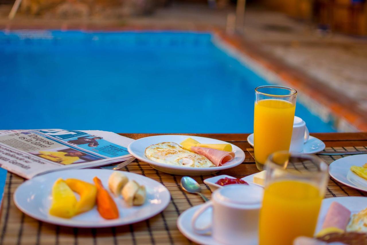 Mansion Colonial Dona Elvina Hotel Санто Доминго Екстериор снимка