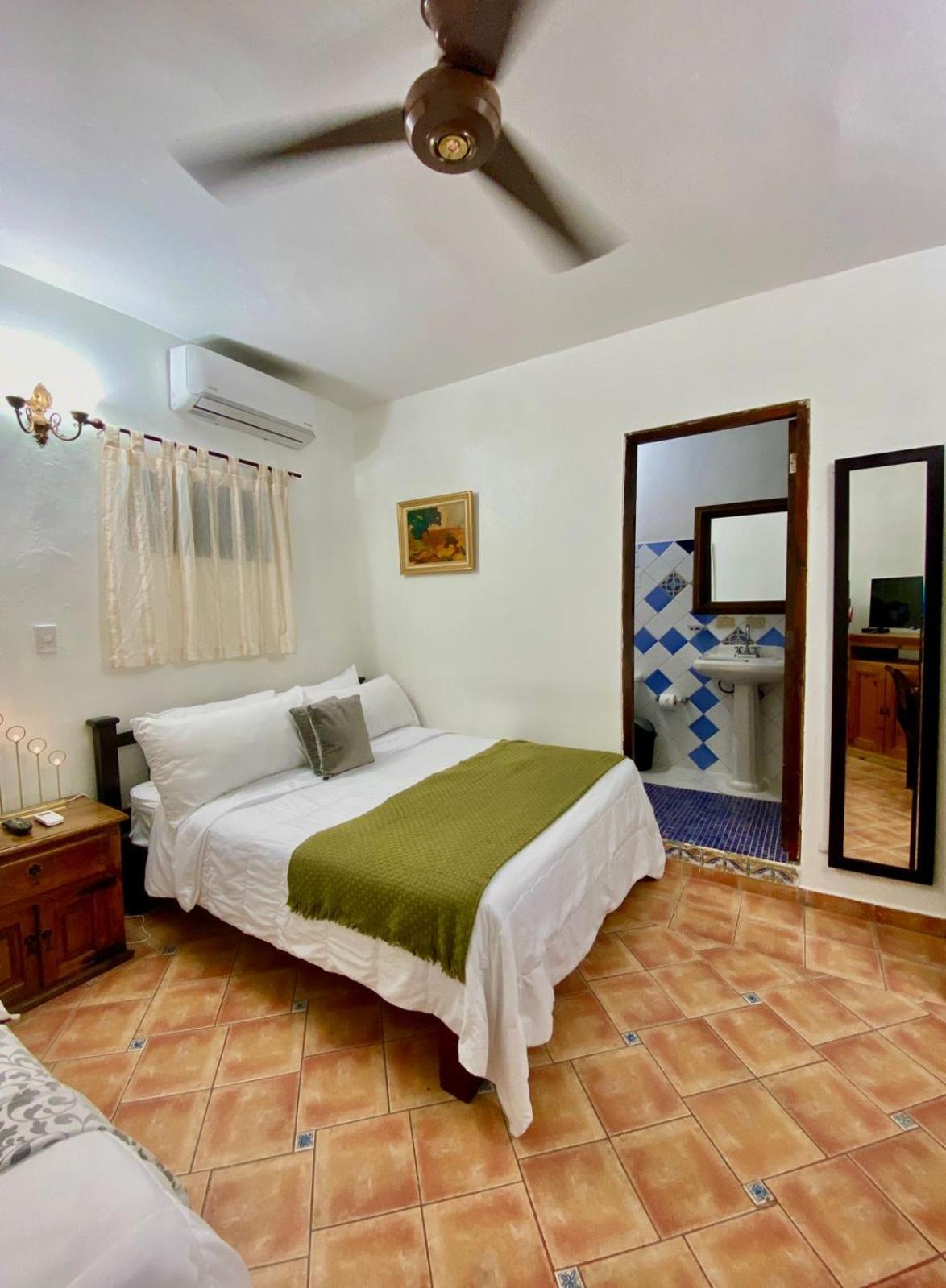 Mansion Colonial Dona Elvina Hotel Санто Доминго Екстериор снимка